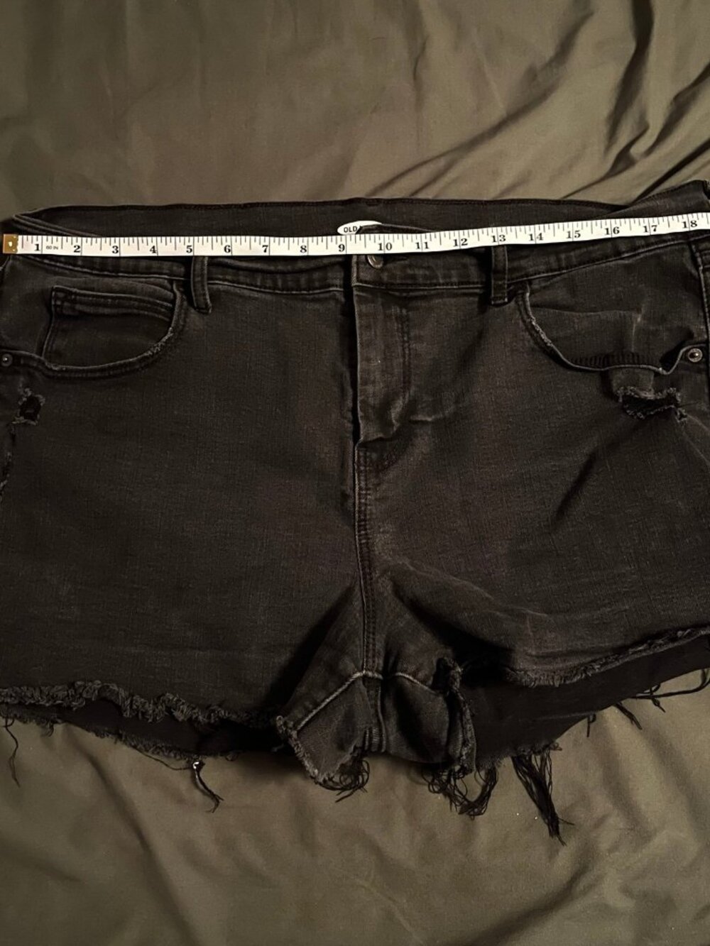 Old Navy Size 16 Black Boyfriend Fit Denim Shorts